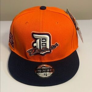 Detroit Stars Orange Fitted Hat Size 7 5/8